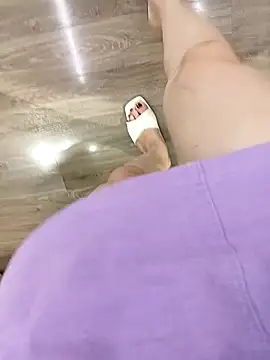 Jessical--Li online show from November 2025 04:43:02 AM