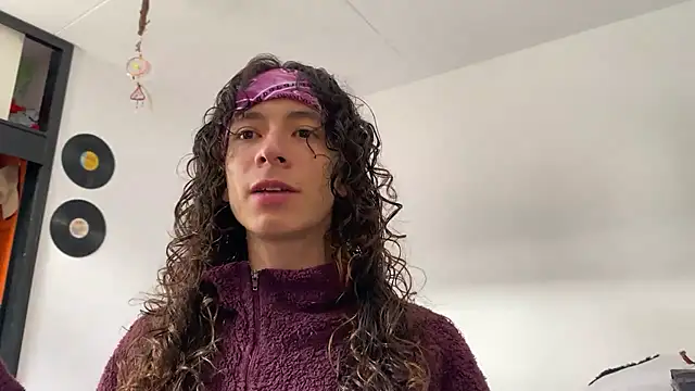 camille delrey online show from November 2025 05:47:02 PM