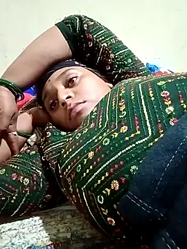 Snapshot of Hot_crety chatting on October 2025 02:08:01 PM Hot crety online show from October 2025 02:08:01 PM