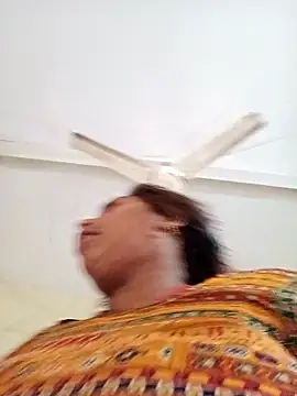 Snapshot of Hot_crety chatting on October 2025 04:36:01 AM Hot crety online show from October 2025 04:36:01 AM