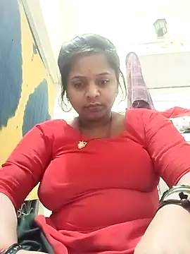 Hot crety online show from February 2026 06:48:01 PM