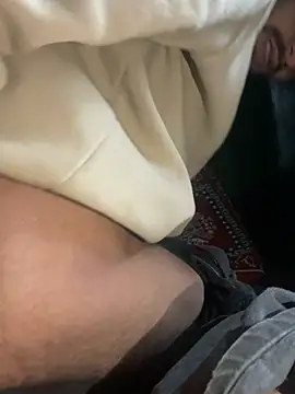 lyath3245 online show from April 2026 11:32:01 AM