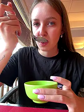 ElliRose online show from October 2025 12:52:02 AM