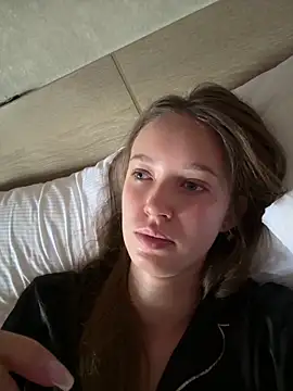 ElliRose online show from October 2025 02:41:01 AM