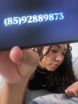 jhennyfer online show from February 2026 05:01:02 AM