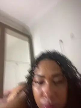 jhennyfer online show from March 2026 05:33:02 AM