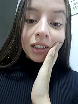 VioletaNova online show from June 2026 10:39:01 AM