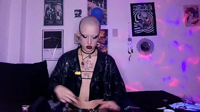 plutonbluemooon333 online show from October 2025 12:02:02 AM