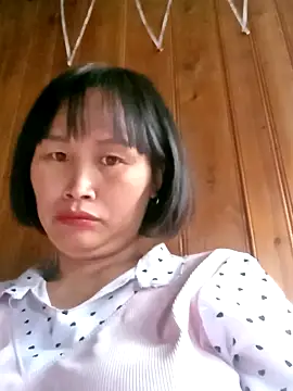 maple694 online show from November 2025 02:28:01 AM