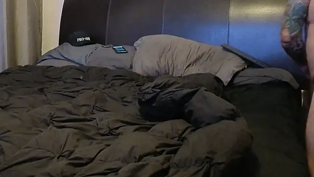 pantyhoselover54 online show from October 2025 12:22:01 AM