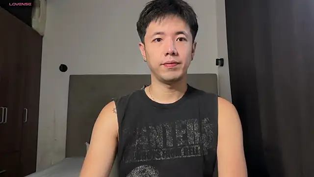 Snapshot of Addictiveboi chatting on May 2026 01:14:02 AM Addictiveboi online show from May 2026 01:14:02 AM