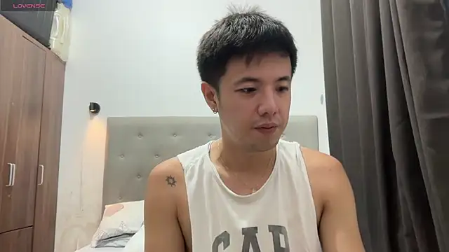 Snapshot of Addictiveboi chatting on June 2026 09:57:02 AM Addictiveboi online show from June 2026 09:57:02 AM