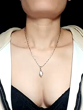 Snapshot of Hinna_x chatting on November 2025 02:51:01 PM Hinna x online show from November 2025 02:51:01 PM