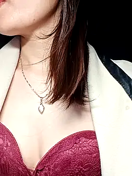 Snapshot of Hinna_x chatting on November 2025 02:50:02 PM Hinna x online show from November 2025 02:50:02 PM