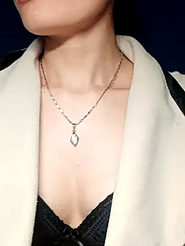 Snapshot of Hinna_x chatting on November 2025 01:52:02 AM Hinna x online show from November 2025 01:52:02 AM