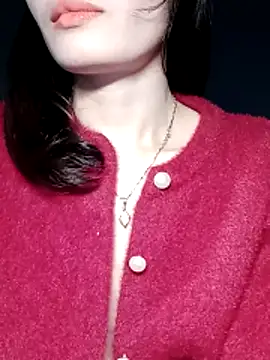 Hinna x online show from December 2025 09:10:02 PM