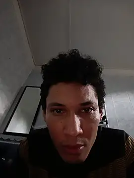 RuiMaddoox online show from October 2025 07:27:02 PM