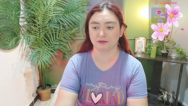 Snapshot of Anaa_Rose chatting on May 2026 12:11:02 PM Anaa Rose online show from May 2026 12:11:02 PM