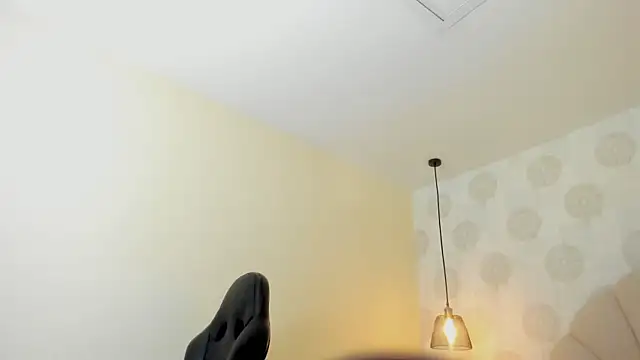 GIANAMILLER6 online show from January 2026 12:21:01 PM