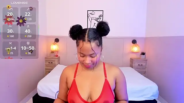 AuroraSky8 online show from September 2025 12:32:02 PM