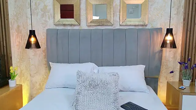 Tifany boobsgb online show from February 2026 05:27:01 PM