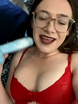 NaughtyNerdyWifey online show from November 2025 11:30:01 PM