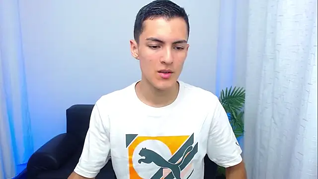 Matiius18 online show from January 2026 02:09:02 PM