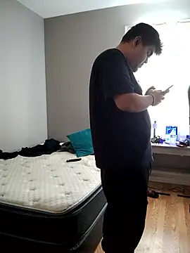 Snapshot of perversus12 chatting on January 2026 06:32:02 PM perversus12 online show from January 2026 06:32:02 PM