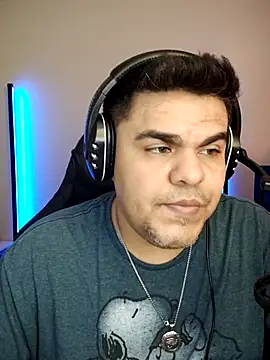 Snapshot of perversus12 chatting on February 2026 08:31:02 PM perversus12 online show from February 2026 08:31:02 PM