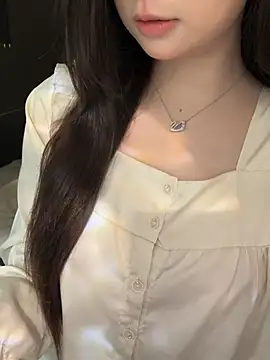 Snapshot of Nana_kute20 chatting on May 2026 07:15:02 AM Nana kute20 online show from May 2026 07:15:02 AM