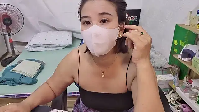 MichiLovely online show from October 2025 11:35:01 PM