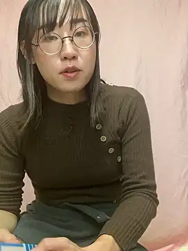 Snapshot of tmtm_mugiwara chatting on November 2025 10:32:01 AM tmtm mugiwara online show from November 2025 10:32:01 AM