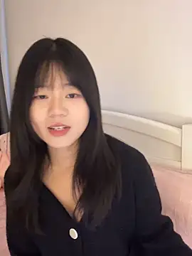 Snapshot of Ella-A9 chatting on October 2025 05:41:02 AM Ella-A9 online show from October 2025 05:41:02 AM