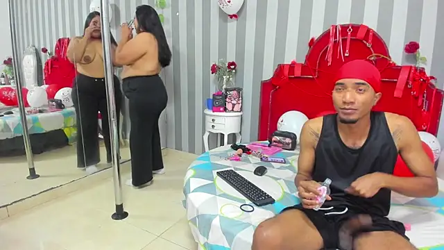 CaroyAndy online show from February 2026 12:45:01 PM