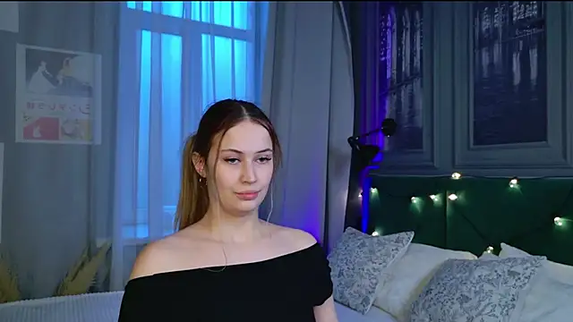 Sofii Ly online show from November 2025 06:19:01 AM