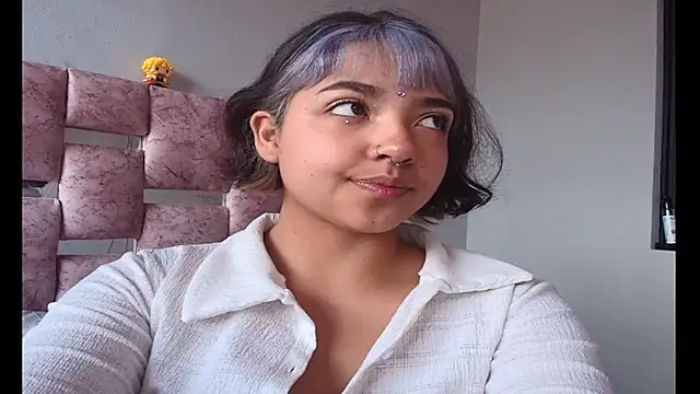 Snapshot of Serena_Rose_Rs chatting on October 2025 04:40:01 PM Serena Rose Rs online show from October 2025 04:40:01 PM