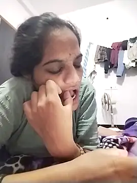 Sofia kuuu online show from November 2025 05:46:01 PM