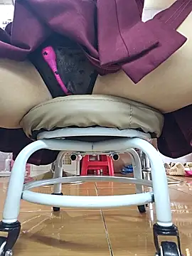 Nail Yummy online show from November 2025 05:51:02 AM