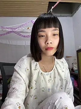 Snapshot of andymi1 chatting on May 2026 12:57:02 PM andymi1 online show from May 2026 12:57:02 PM