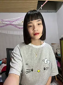 Snapshot of andymi1 chatting on May 2026 01:45:01 AM andymi1 online show from May 2026 01:45:01 AM