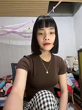 Snapshot of andymi1 chatting on May 2026 01:56:01 AM andymi1 online show from May 2026 01:56:01 AM