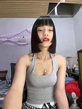 Snapshot of andymi1 chatting on May 2026 02:20:02 AM andymi1 online show from May 2026 02:20:02 AM