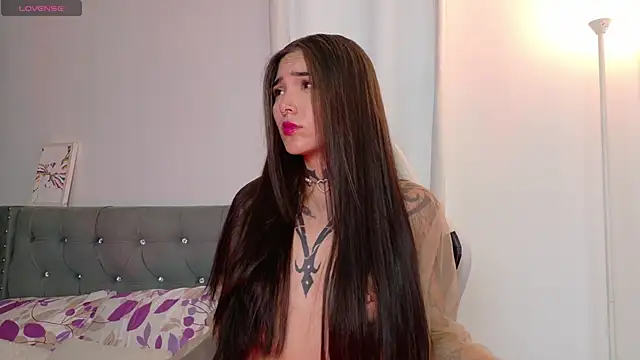 sara queen10 online show from February 2026 04:14:02 PM