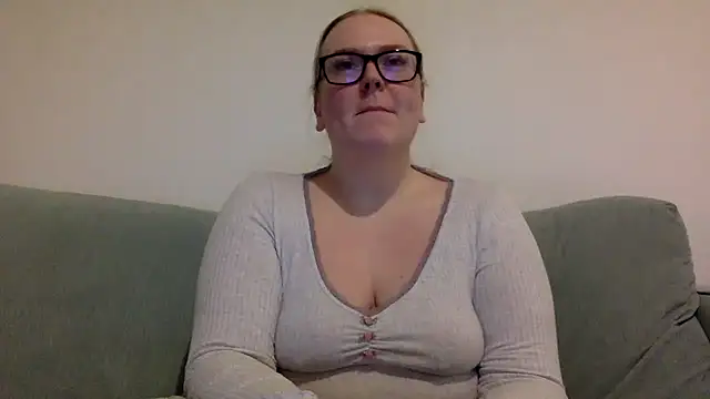 gracelovesxx online show from January 2026 07:48:01 PM