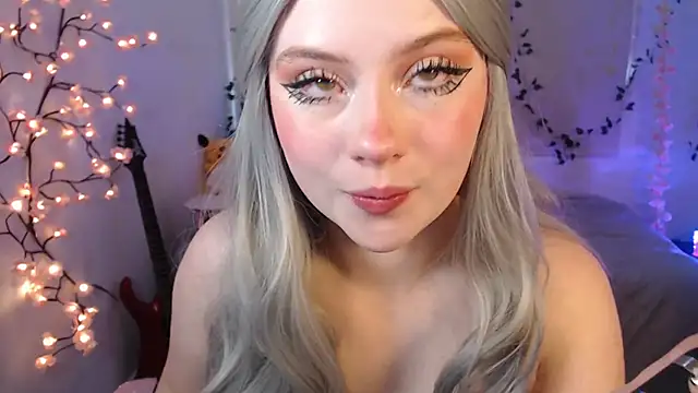 Lil bela online show from September 2025 12:17:02 PM