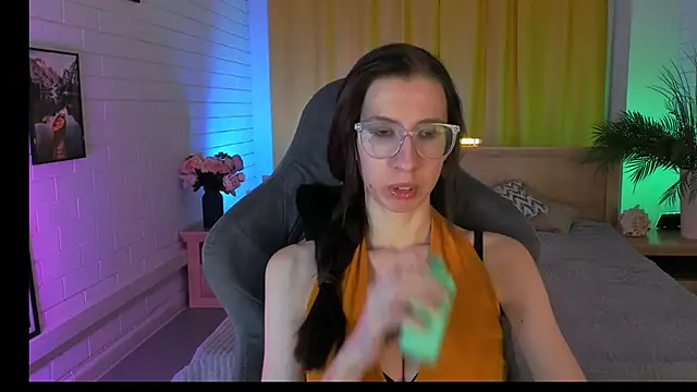 CareyJonas online show from October 2025 05:20:02 PM