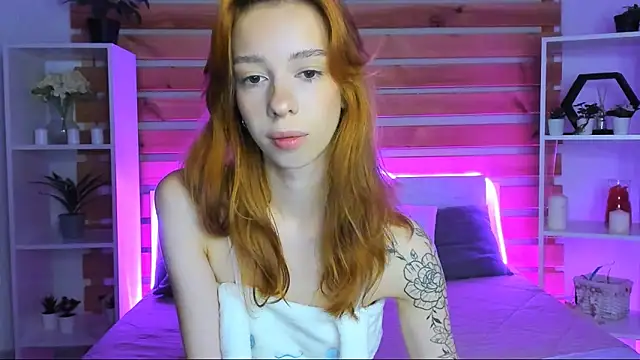 Snapshot of Lori_Williams chatting on September 2025 01:05:02 AM Lori Williams online show from September 2025 01:05:02 AM