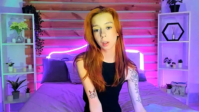 Snapshot of Lori_Williams chatting on November 2025 01:06:02 AM Lori Williams online show from November 2025 01:06:02 AM