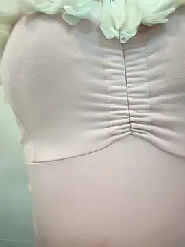 airamoon online show from September 2025 07:47:01 PM