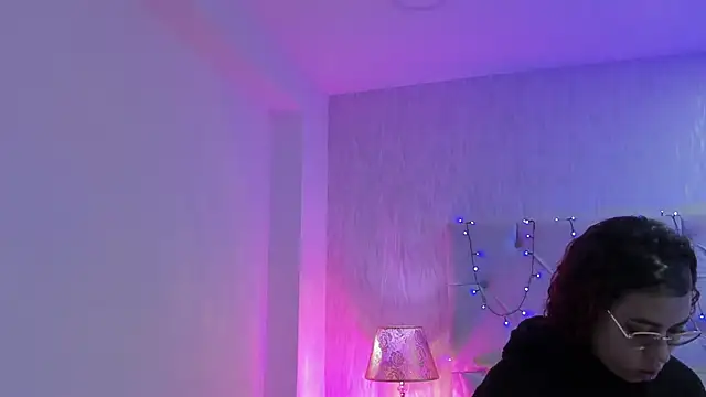 Snapshot of Pamelamiler__ chatting on October 2025 11:44:01 AM Pamelamiler online show from October 2025 11:44:01 AM